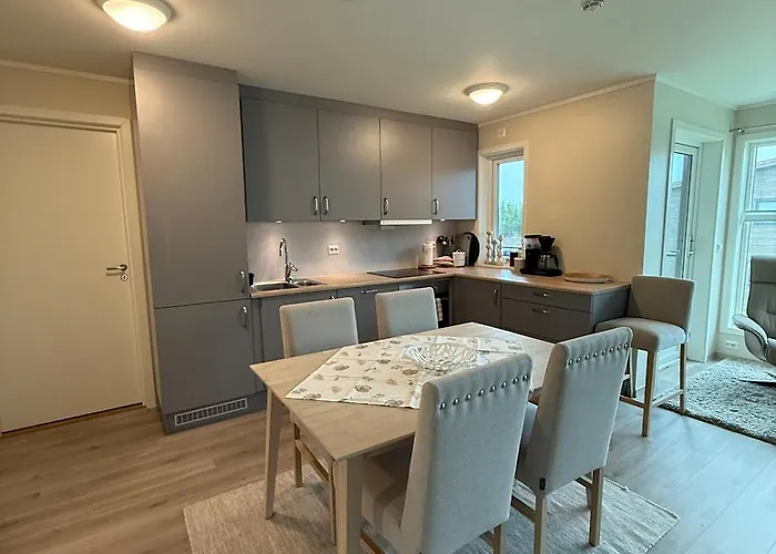 Centrally Located On Storslett! Apartment *